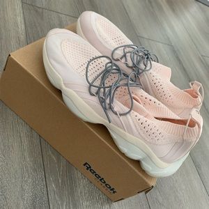 New rebook shoes size 9